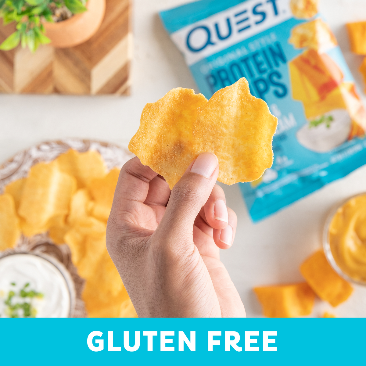 cheddar-and-sour-cream-original-style-protein-chips-x2 qst-000296_cheddar-_-sour-cream-original-style-protein-chips_7.2.png