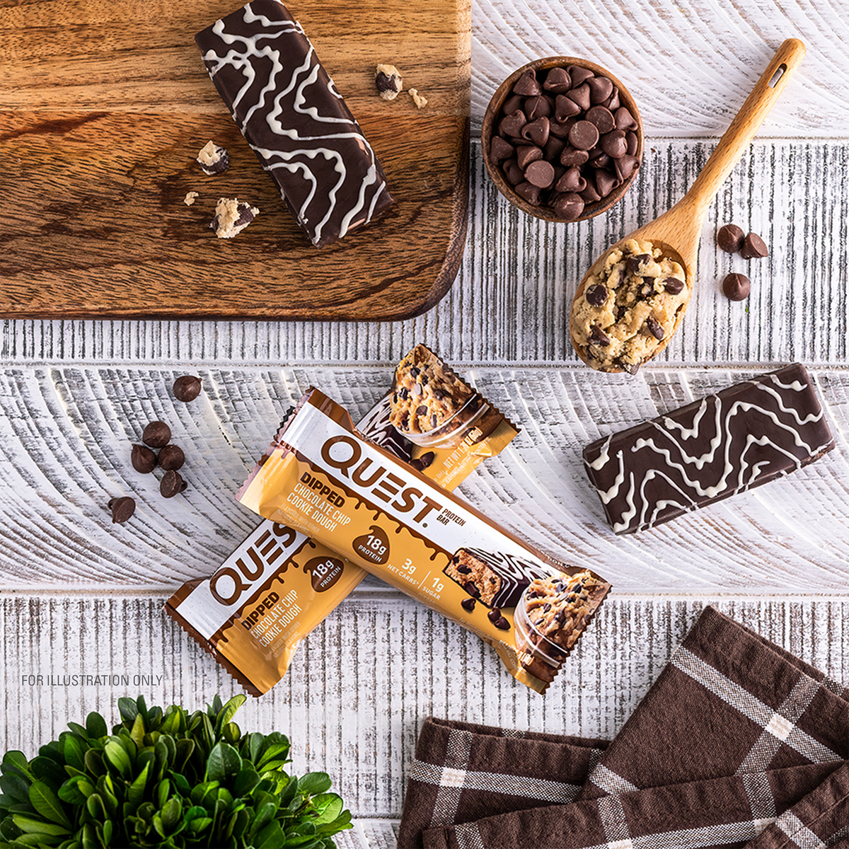 dipped-chocolate-chip-cookie-dough-protein-bar-j1 qst-012268_dipped-chocolate-chip-cookie-dough-protein-bar_7.png